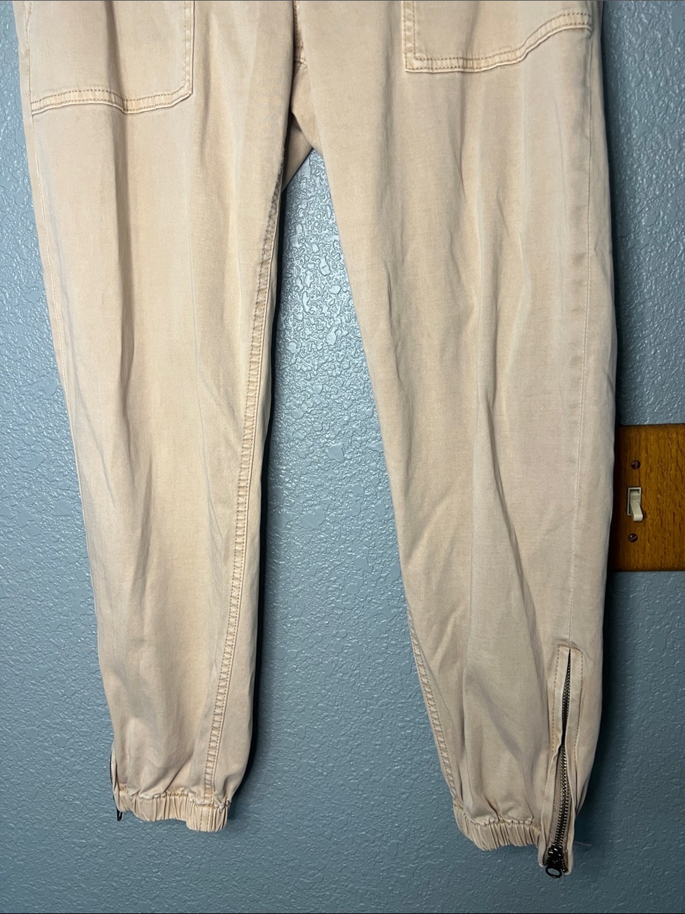 Liverpool Los Angeles Cropped Jogger Pants Size 10/30 - Picture 3 of 10